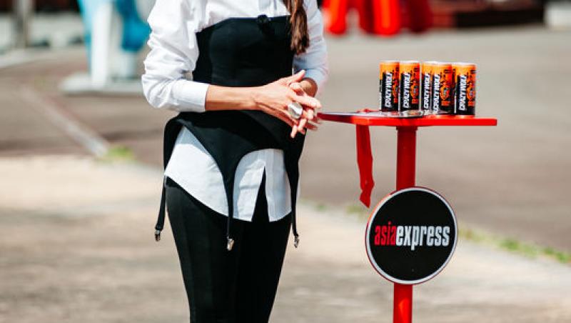 Asia Express sezonul 8, 4 noiembrie 2025. Ce veste au primit concurenții de la Irina Fodor în timp ce își căutau cazare: „Nu cred”