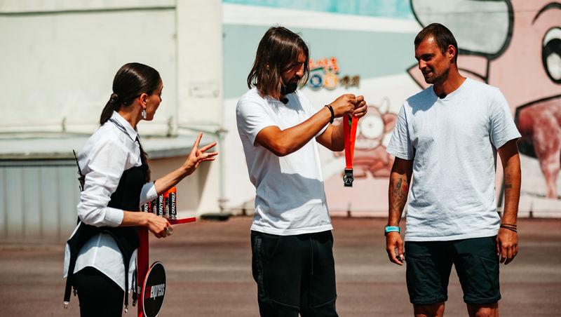 Asia Express sezonul 8, 4 noiembrie 2025. Ce veste au primit concurenții de la Irina Fodor în timp ce își căutau cazare: „Nu cred”