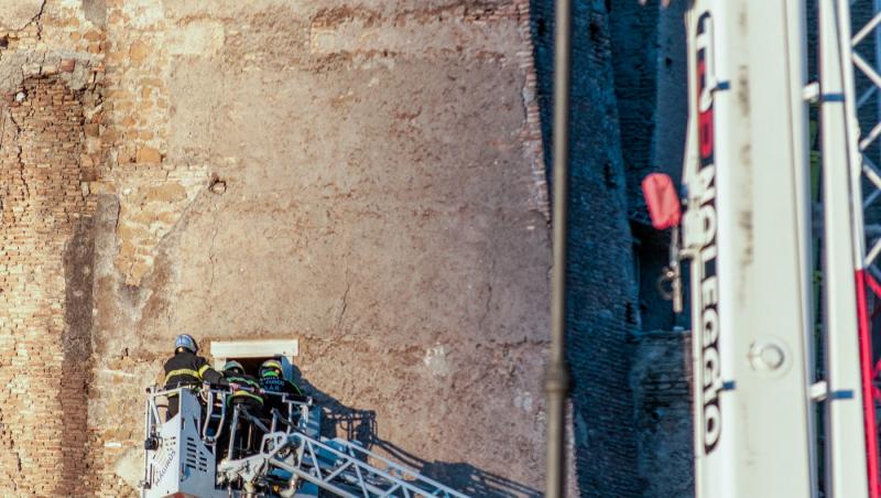 Mesajul lui Nicușor Dan după ce un român prins sub dărâmăturile turnului din Italia a murit. Cum a reacționat președintele