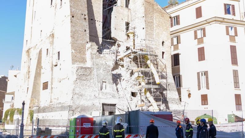 Mesajul lui Nicușor Dan după ce un român prins sub dărâmăturile turnului din Italia a murit. Cum a reacționat președintele