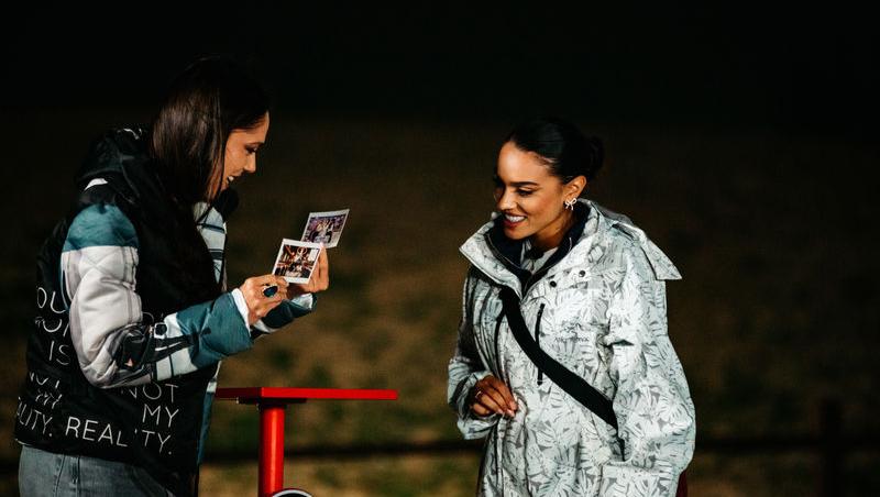 Asia Express sezonul 8, 5 noiembrie 2025. Ce echipă a fost eliminată de pe Drumul Eroilor înainte de etapa finală: „Ne pare rău!”