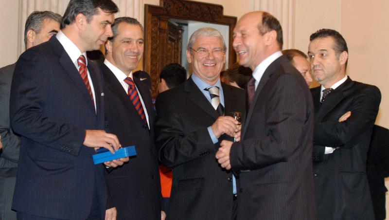 Cum a reacționat Gică Hagi după ce a aflat de moartea lui Emeric Ienei. Mesajul dureros postat pe internet: „A însemnat enorm...”