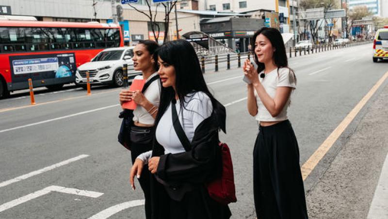 Asia Express sezonul 8, 5 noiembrie 2025. Cine a câștigat biletul de aur de pe Drumul Eroilor. Moment emoționant pentru echipe