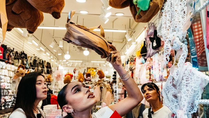 Asia Express sezonul 8, 5 noiembrie 2025. Concurenții au dansat pe străzile din Coreea de Sud. Cine a făcut un show de zile mari