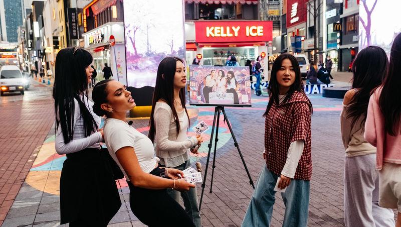 Asia Express sezonul 8, 5 noiembrie 2025. Concurenții au dansat pe străzile din Coreea de Sud. Cine a făcut un show de zile mari