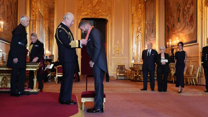 David Beckham a fost făcut cavaler de Regele Charles al III-lea. Cum dorește să-i spună acum copiii
