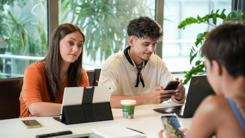 Ana, Mi-ai fost scrisă în ADN, 6 noiembrie 2025. Alexia are un plan secret! Victoria, confesiune dureroasă pentru George