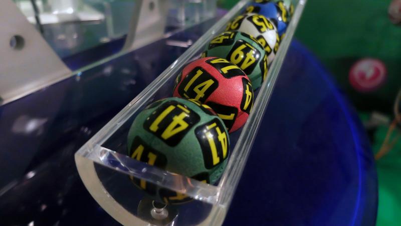 Rezultate Loto azi, 6 noiembrie 2025. Numerele câștigătoare joi la 6/49, Joker, 5/40, Noroc, Super Noroc și Noroc Plus