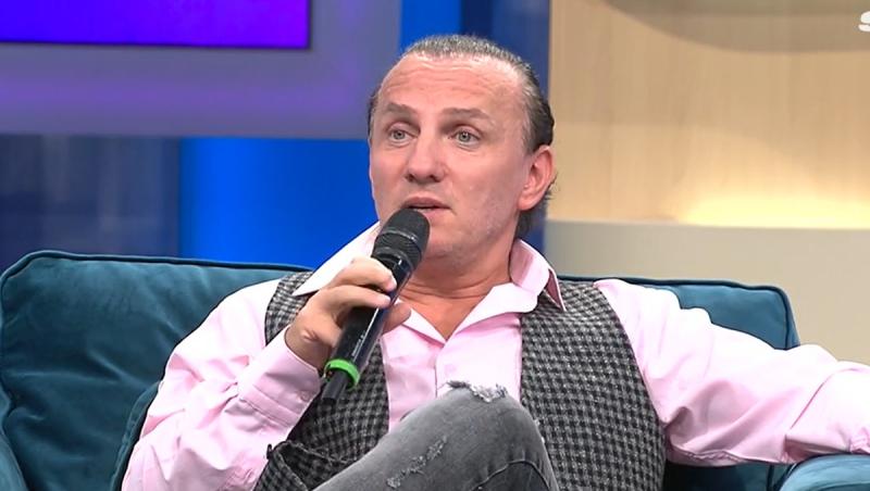 La ce preț se vinde un tablou pictat de Mihai Trăistariu. Artistul s-a gândit să își deschidă o nouă afacere