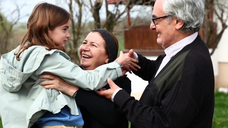 Iubire cu parfum de lavandă, rezumat episoade 25, 26 și 27 din 7 noiembrie 2025. Ștefan vrea să îl ajute pe Andrei. Albert revine