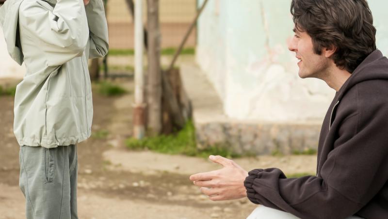 Iubire cu parfum de lavandă, rezumat episoade 25, 26 și 27 din 7 noiembrie 2025. Ștefan vrea să îl ajute pe Andrei. Albert revine