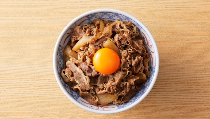 O practică riscantă a luat amploare pe platformele de socializare. Cât de periculoasă este ”dieta” pentru sănătate | VIDEO