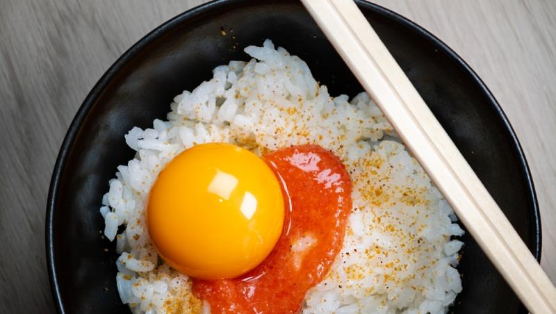 O practică riscantă a luat amploare pe platformele de socializare. Cât de periculoasă este ”dieta” pentru sănătate | VIDEO