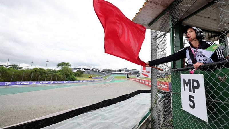 Vezi acum calificările din Formula 1™ pentru Marele Premiu al Braziliei. Lupta pentru pole e LIVE în AntenaPLAY și Antena 3 CNN