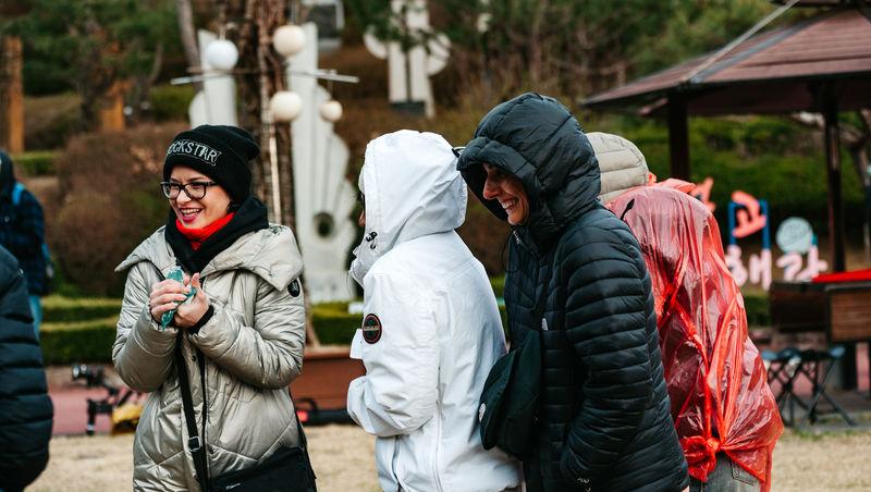 Semifinala Asia Express, 9 noiembrie 2025. Cine a câștigat ultima amuletă de pe Drumul Eroilor. Prin ce probă au trecut echipele