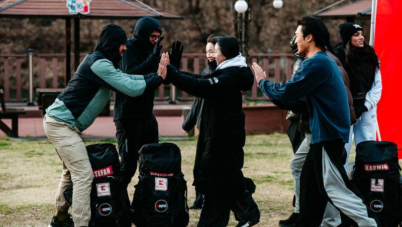 Semifinala Asia Express, 9 noiembrie 2025. Cine a câștigat ultima amuletă de pe Drumul Eroilor. Prin ce probă au trecut echipele