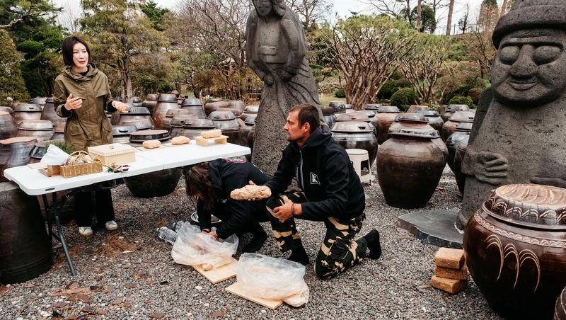 Semifinala Asia Express, 9 noiembrie 2025. Reacția lui Dan Alexa după ce a mâncat kimchi. Prin ce probă dificilă a trecut