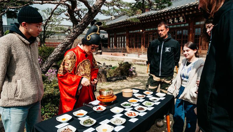 Semifinala Asia Express, 9 noiembrie 2025. Ce a pățit Karmen Simionescu în timpul unei probe. Un detaliu a supărat-o pe artistă