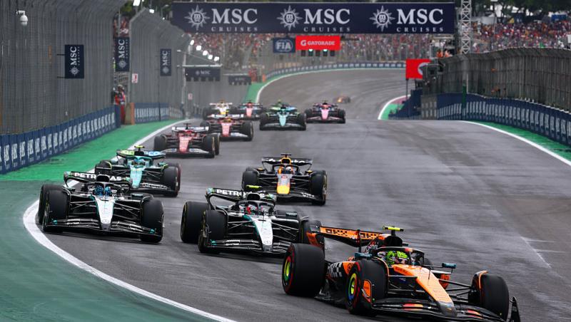 Vezi acum cursa din Formula 1™ pentru Marele Premiu al Braziliei. Spectacolul de pe Interlagos e LIVE pe Antena3CNN și AntenaPLAY