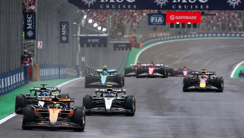 Vezi acum cursa din Formula 1™ pentru Marele Premiu al Braziliei. Spectacolul de pe Interlagos e LIVE pe Antena3CNN și AntenaPLAY