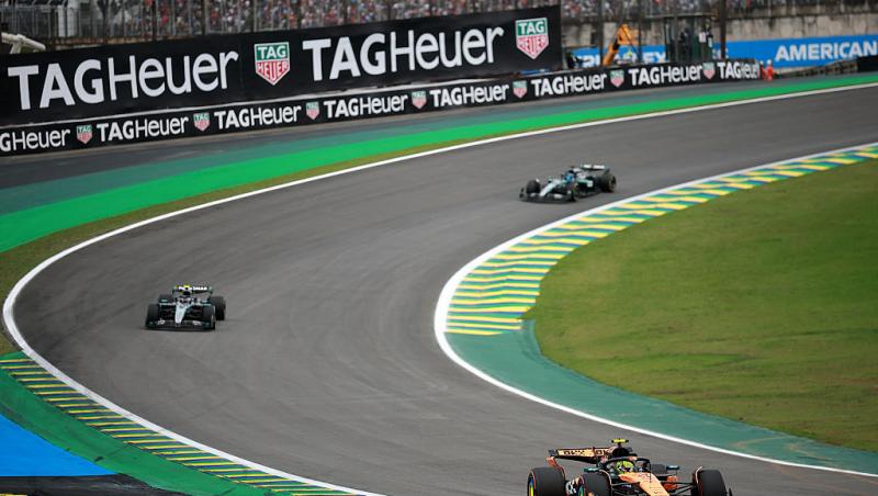 Vezi acum cursa din Formula 1™ pentru Marele Premiu al Braziliei. Spectacolul de pe Interlagos e LIVE pe Antena3CNN și AntenaPLAY
