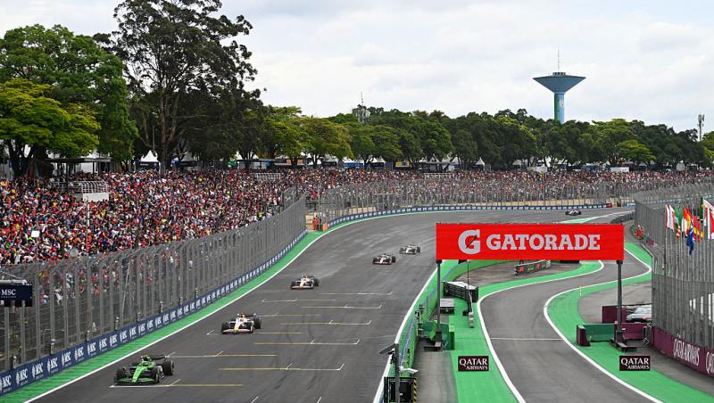 Vezi acum cursa din Formula 1™ pentru Marele Premiu al Braziliei. Spectacolul de pe Interlagos e LIVE pe Antena3CNN și AntenaPLAY