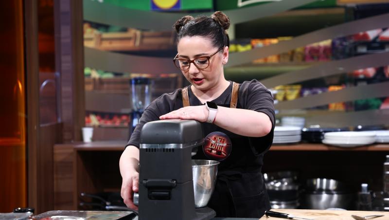 Chefi la cuțite, 1 decembrie 2025. Chef Alexandru Sautner a dat cuțitul de aur. Cine l-a primit și ce concurenți au atras atenția