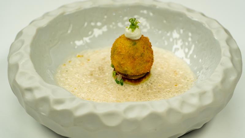 Cine este Alexandru Gabriel Helju, cuțitul de aur al lui chef Alexandru Sautner din sezonul 16 Chefi la cuțite. Ce experiență are