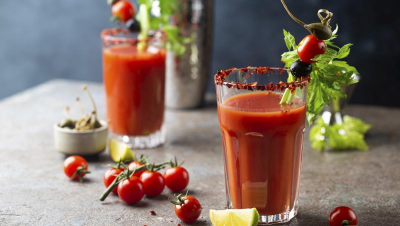 3 cocktail-uri inedite cu roșii pe care trebuie să le încerci neapărat. De ce sunt atât de speciale