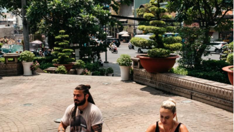 Anda Adam, pusă la zid după ce s-a pozat în zăpadă. Ce i-a făcut pe internauți să reacționeze