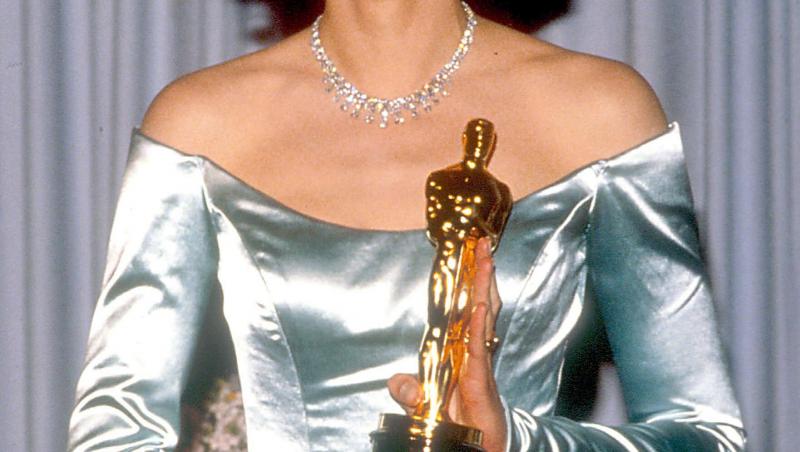 Geena Davis, Premiile Oscar 1988, covorul roșu