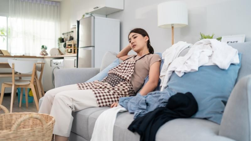 Treburile casnice prestate de femei sunt plătite de stat. Ce țară a adoptat acest sistem