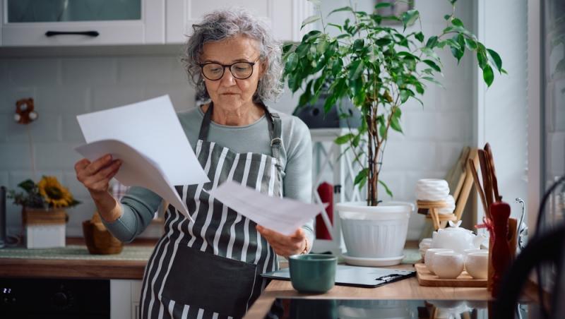 Treburile casnice prestate de femei sunt plătite de stat. Ce țară a adoptat acest sistem