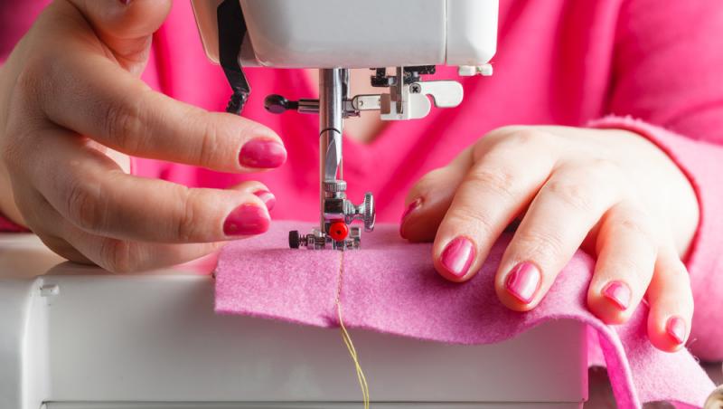 Treburile casnice prestate de femei sunt plătite de stat. Ce țară a adoptat acest sistem