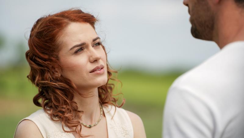 Iubire cu parfum de lavandă, rezumat episoade 40, 41, 42 din 12decembrie2025.Albert află de sarcina Andei. Teo, decizie importantă