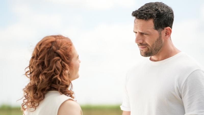 Iubire cu parfum de lavandă, rezumat episoade 40, 41, 42 din 12decembrie2025.Albert află de sarcina Andei. Teo, decizie importantă