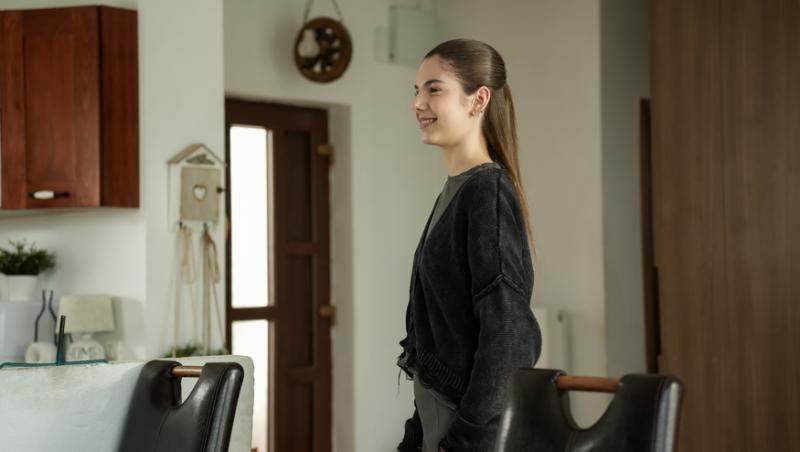 Iubire cu parfum de lavandă, rezumat episoade 40, 41, 42 din 12decembrie2025.Albert află de sarcina Andei. Teo, decizie importantă