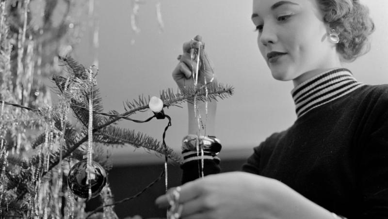 Maeștrii Feng Shui, despre influența culorilor în energia casei. În ce nuanțe să împodobești bradul în 2025 pentru prosperitate