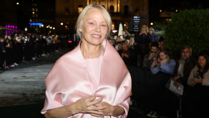 Pamela Anderson dorește să-și schimbe numele celebru. Motivul sentimental din spatele deciziei