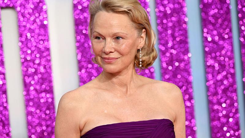 Pamela Anderson dorește să-și schimbe numele celebru. Motivul sentimental din spatele deciziei