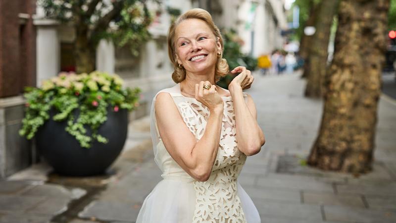 Pamela Anderson dorește să-și schimbe numele celebru. Motivul sentimental din spatele deciziei