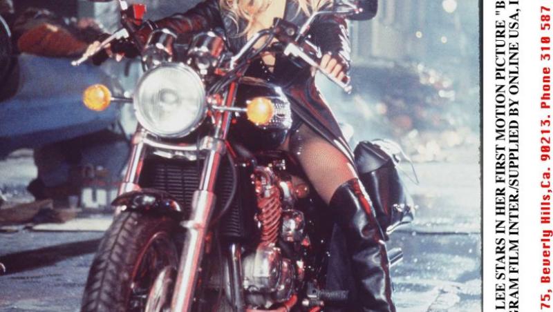 Pamela Anderson dorește să-și schimbe numele celebru. Motivul sentimental din spatele deciziei