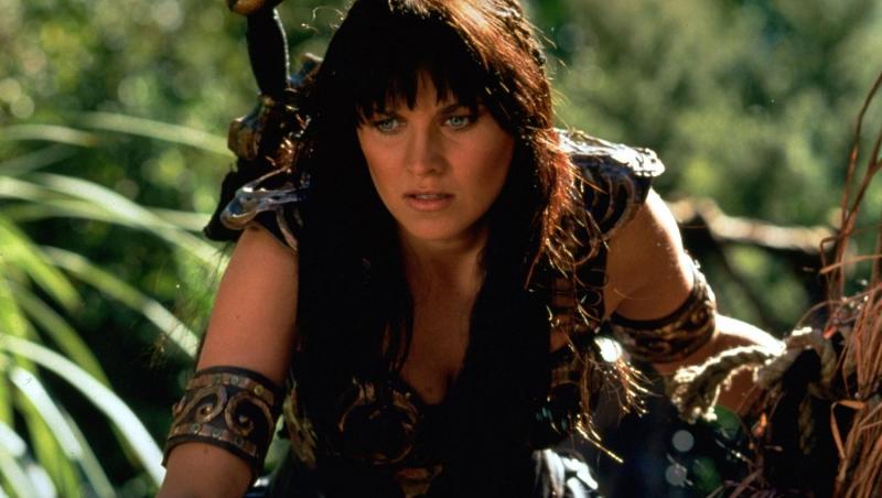 Lucy Lawless, revenire neașteptată într-un rol spectaculos! Cum arată acum protagonista din „Xena, Prințesa Războinică”