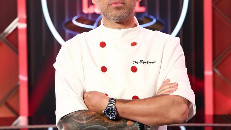 Chef Ștefan Popescu și familia lui au împodobit bradul de Crăciun. Imagini rare cu soția și băieții săi: „Este o zi specială!”