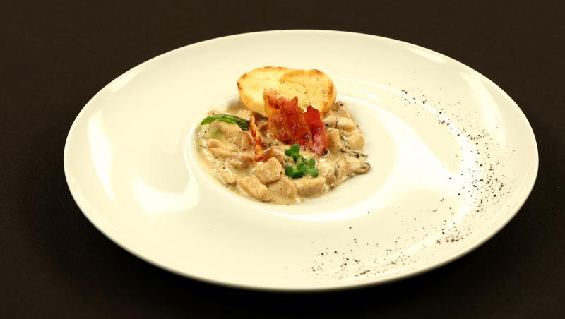 Chefi la cuțite, 14 decembrie 2025. Ce concurentă a fost eliminată în ediția de azi. Ce echipă a pierdut un membru