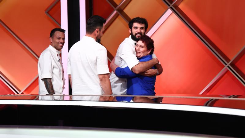 Chefi la cuțite, 14 decembrie 2025. Ce concurentă a fost eliminată în ediția de azi. Ce echipă a pierdut un membru