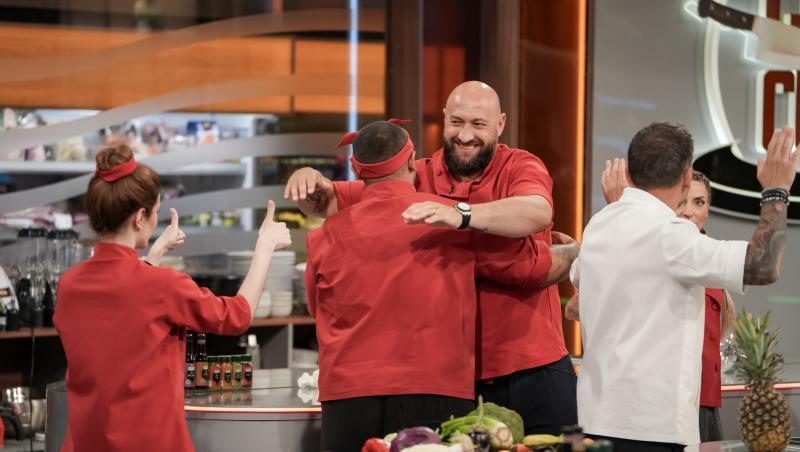 Chefi la cuțite, 15 decembrie 2025. Ce echipă a câștigat proba de astăzi și ce au avut de gătit. Cine va merge la individuale