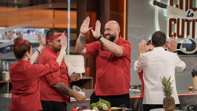 Chefi la cuțite, 15 decembrie 2025. Ce echipă a câștigat proba de astăzi și ce au avut de gătit. Cine va merge la individuale