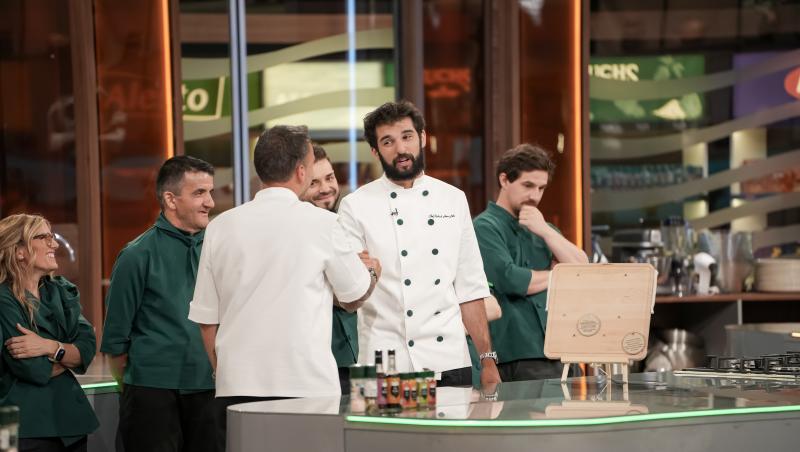 Chefi la cuțite, 15 decembrie 2025. Ce echipă a câștigat proba de astăzi și ce au avut de gătit. Cine va merge la individuale