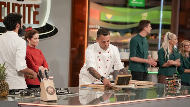 Chefi la cuțite, 15 decembrie 2025. Ce echipă a câștigat proba de astăzi și ce au avut de gătit. Cine va merge la individuale